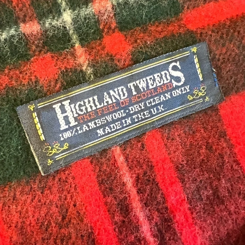 Vintage Highland Tweeds Lambswool The Feel of Scotland Plaid Scarf